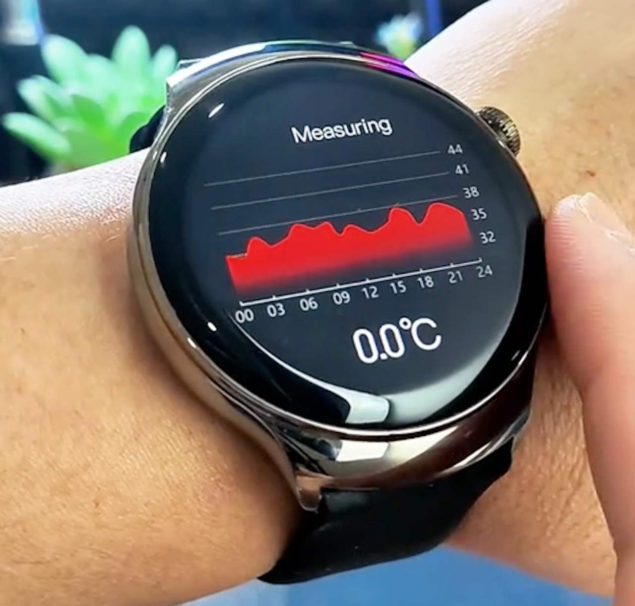 Z93 Pro Smartwatch – 1.52” AMOLED HD Display, Gesture Control, 3-7 Day Battery, Multi-Language, Health & Sports Monitoring