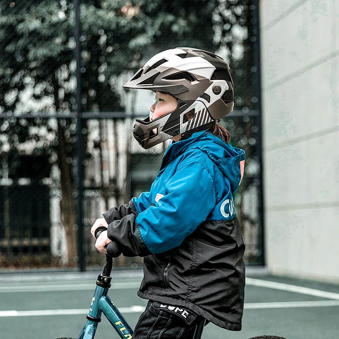 ec1e24fba707a5ff1d8ad56d5cf89942