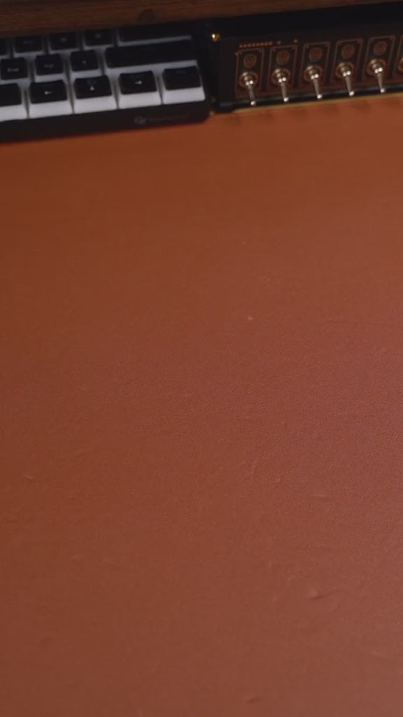 Curren 8329 Men's Quartz Watch